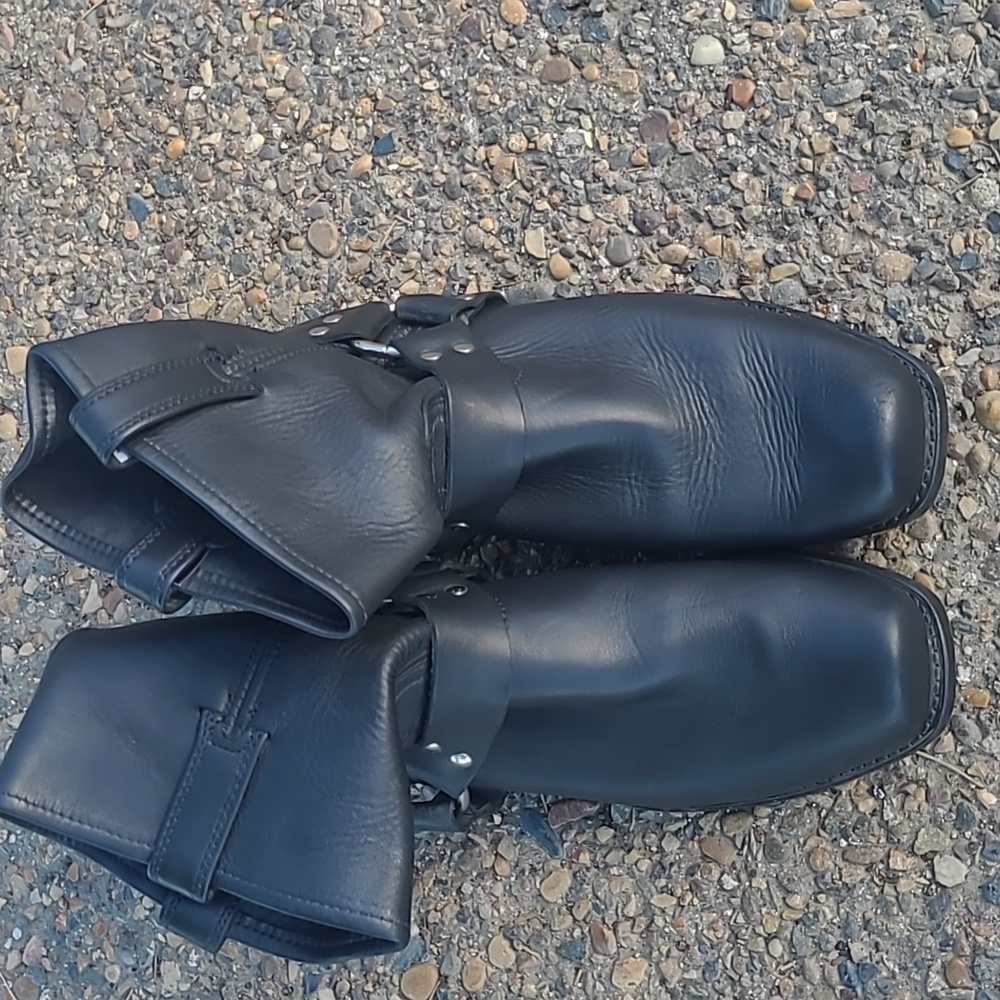 NWOT FRYE Black Leather Harness Boots - Picture 2 of 9